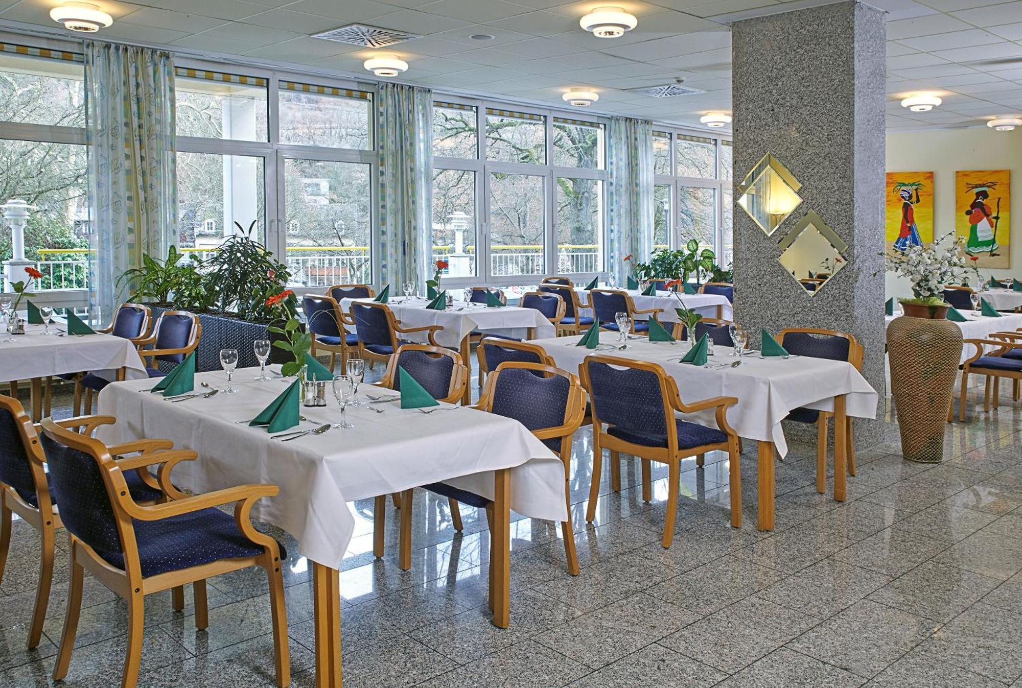 Hotel & Residenz Am Kurpark Schlangenbad Extérieur photo